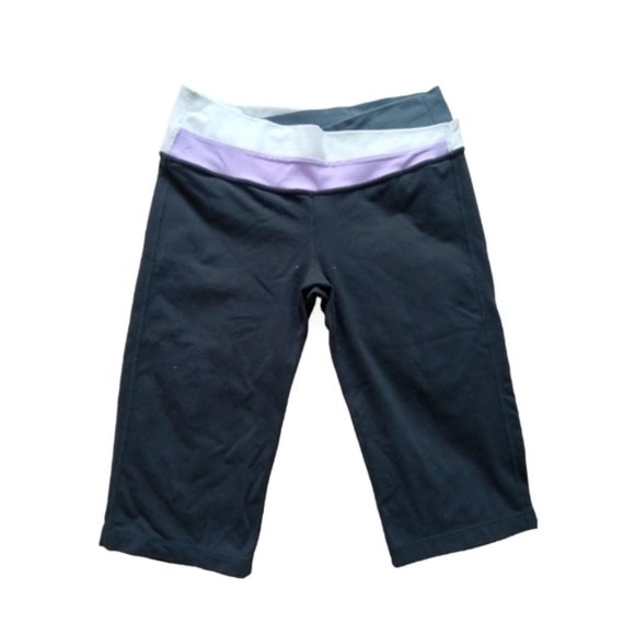 Lululemon women shorts knee diagonal waist band black lilac size 8 - Picture 1 of 5